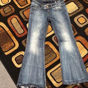 Vigoss Flare Jeans in Distressed Blue size 7